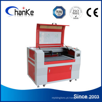 Máquina CNC de gravura a laser de CO2 para tecido de couro acrílico